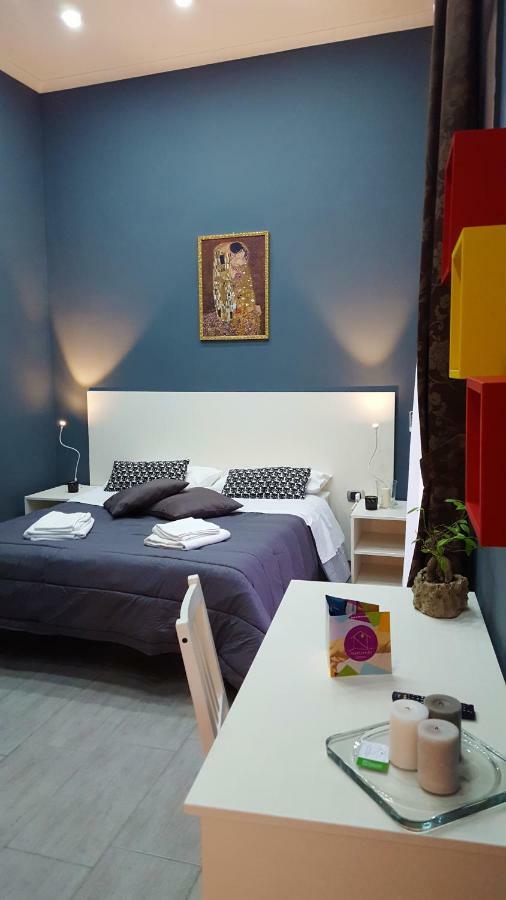 Holiday Naples Art Rooms Eksteriør bilde
